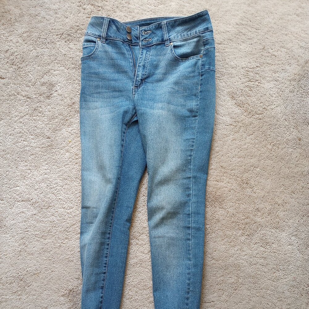 Skinny Blue Jeans, size 6